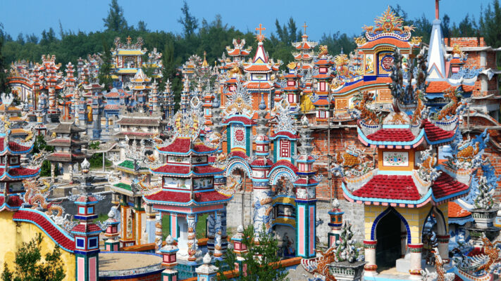 An Bang village - where the dead help the alive people